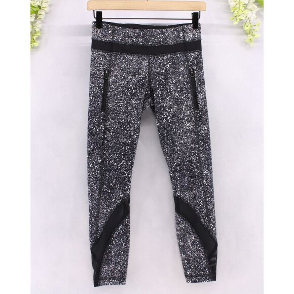 Lululemon Women's Inspire Tight II Power Luxtreme Suited Jacquard Black White 4 - Picture 1 of 12